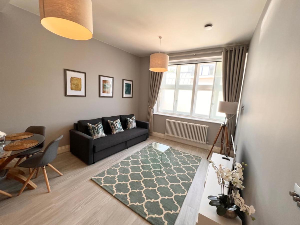 Urban Living'S - Windsor Castle Luxury Apartments Exterior photo