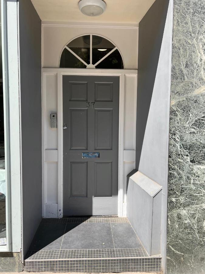 Urban Living'S - Windsor Castle Luxury Apartments Exterior photo