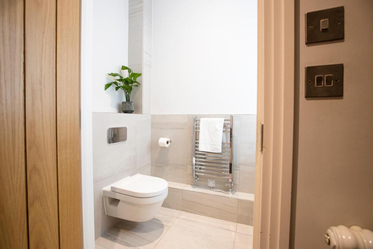 Urban Living'S - Windsor Castle Luxury Apartments Exterior photo